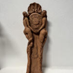 Opera bozzetto, realizzata in terracotta, ad opera di Franco Molteni.